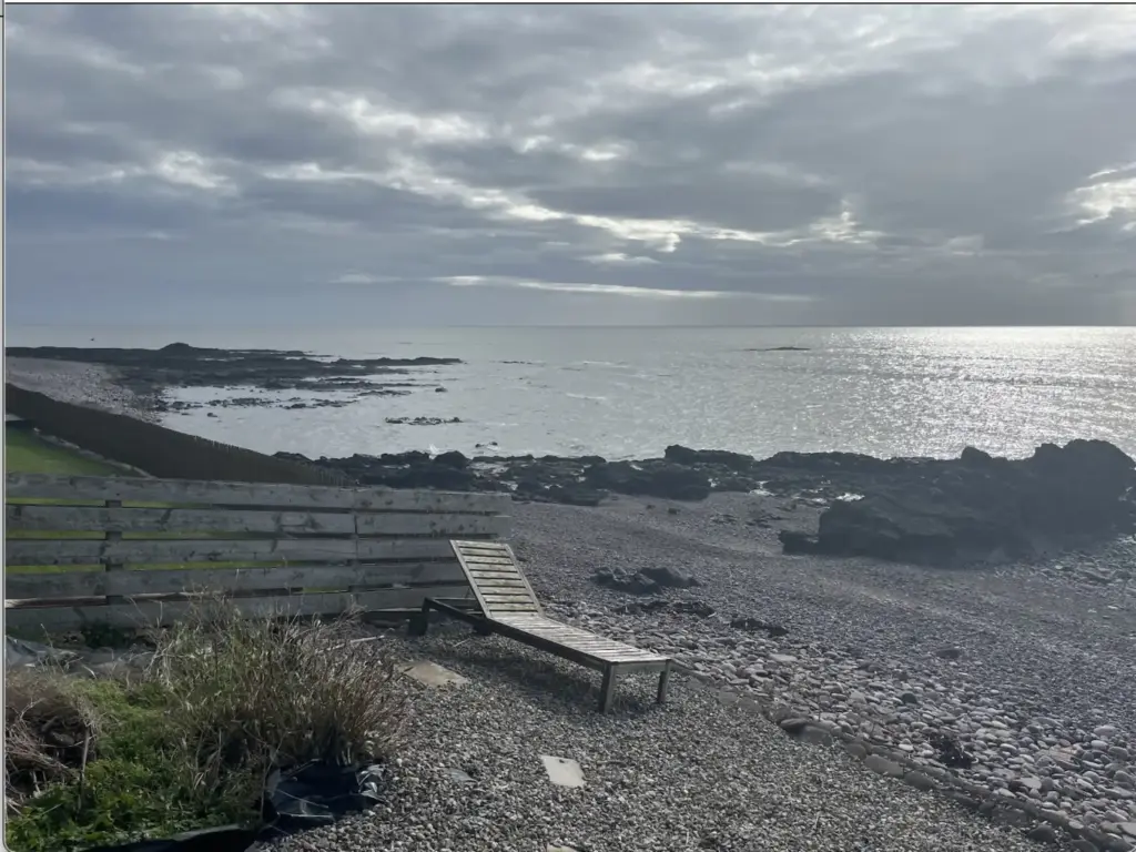 A quiet seat looking out over the coast